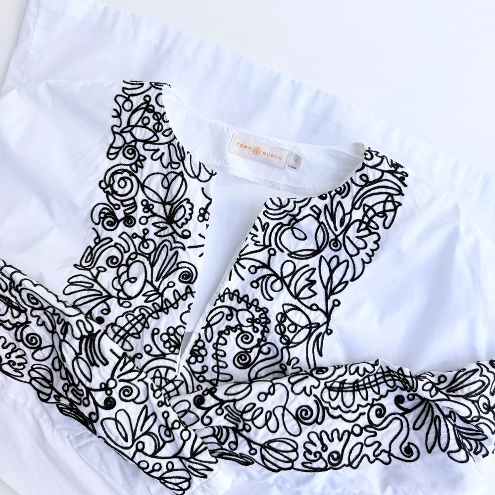 Tory Burch Embroidered White Cotton Poplin Top with Black Embroidery Size 6